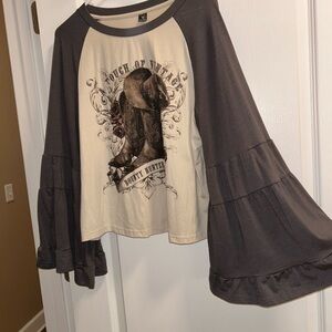 Gray and Cream Graphic Bell Sleeve Top